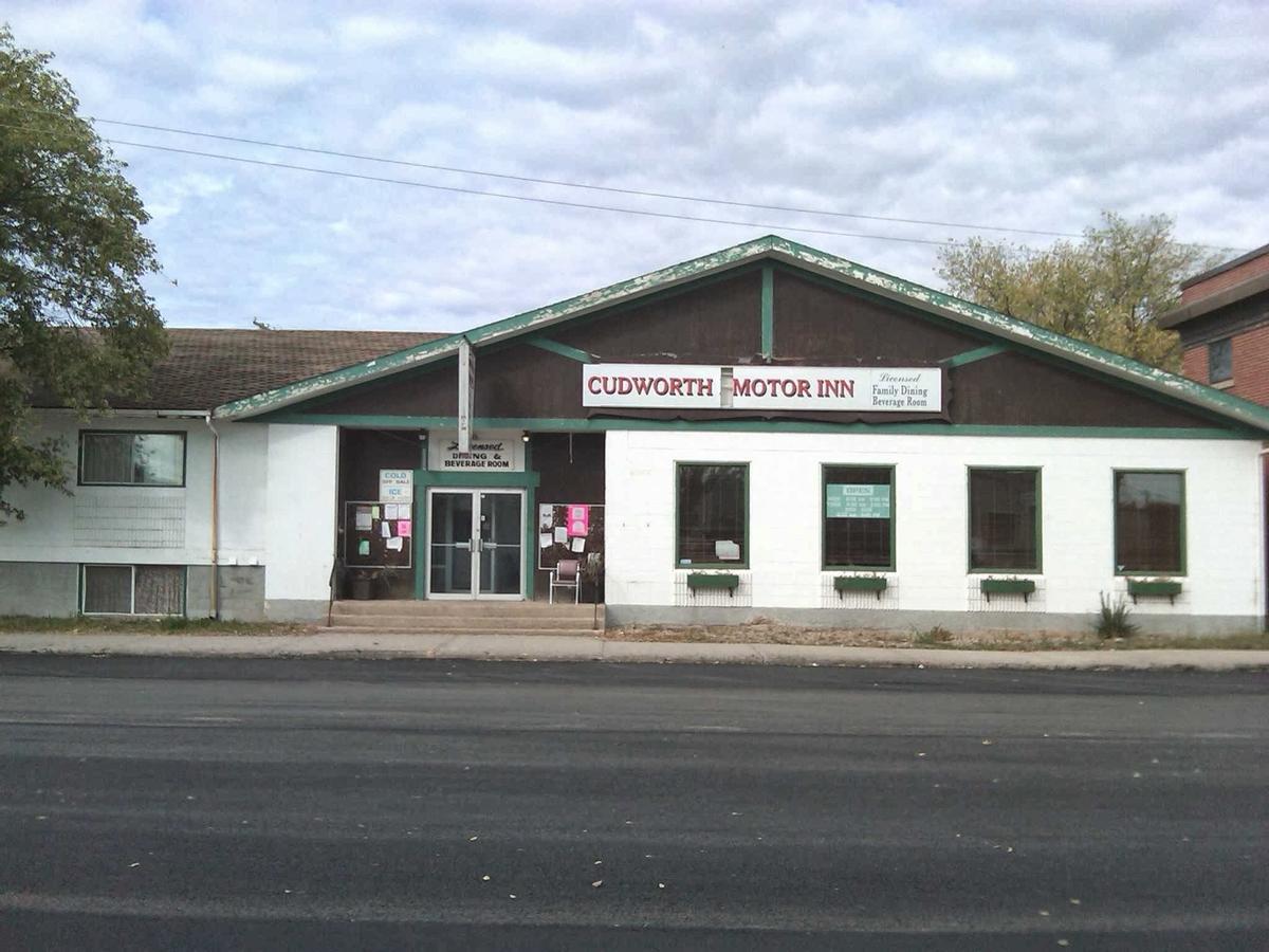 Cudworth Motor Inn Exterior photo